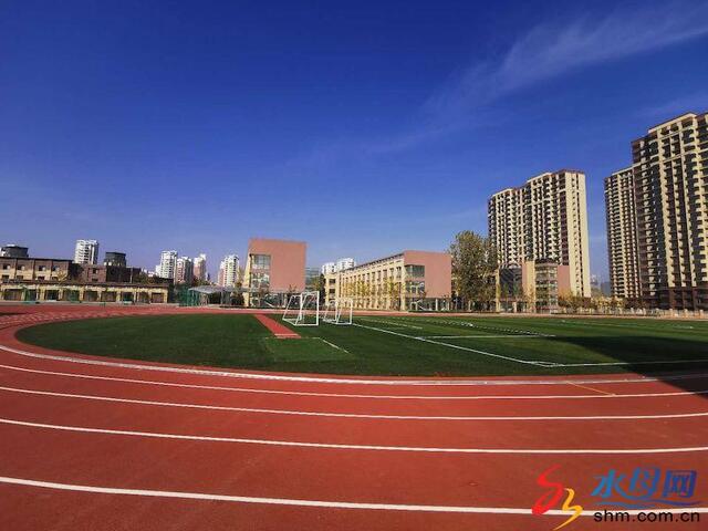 莱山区实验小学