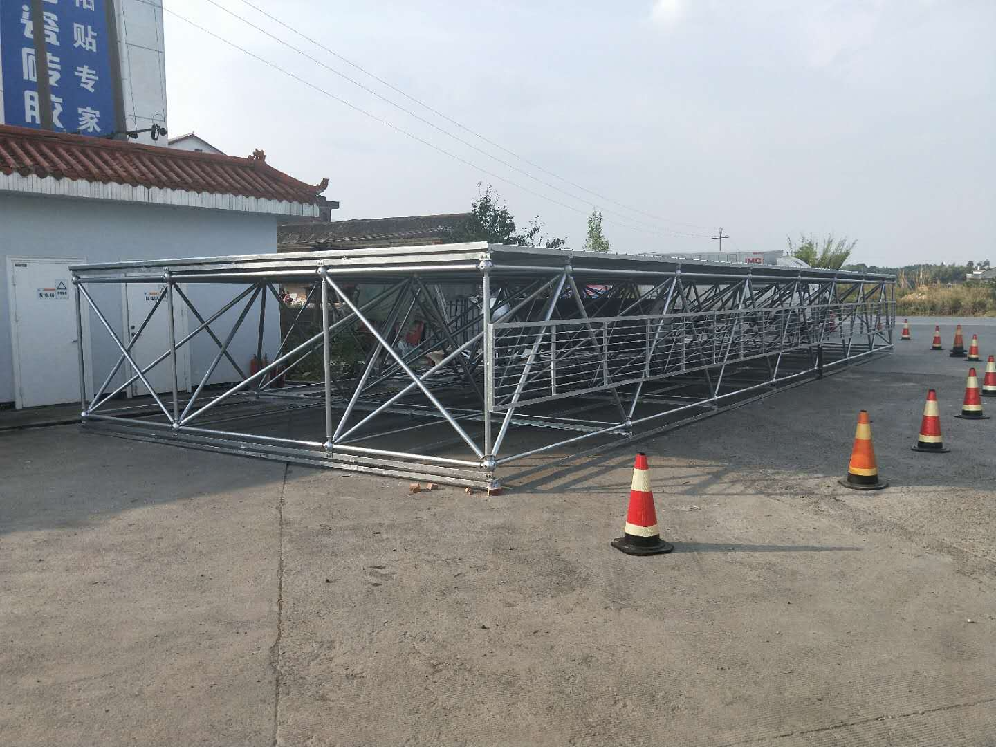 衡陽網架組裝廣告牌