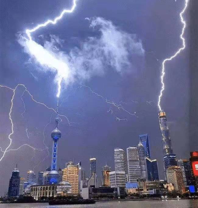 什么是电涌？为什么电涌保护器如此重要？