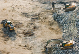 The company is fully developing the chassis of the truck mounted crane