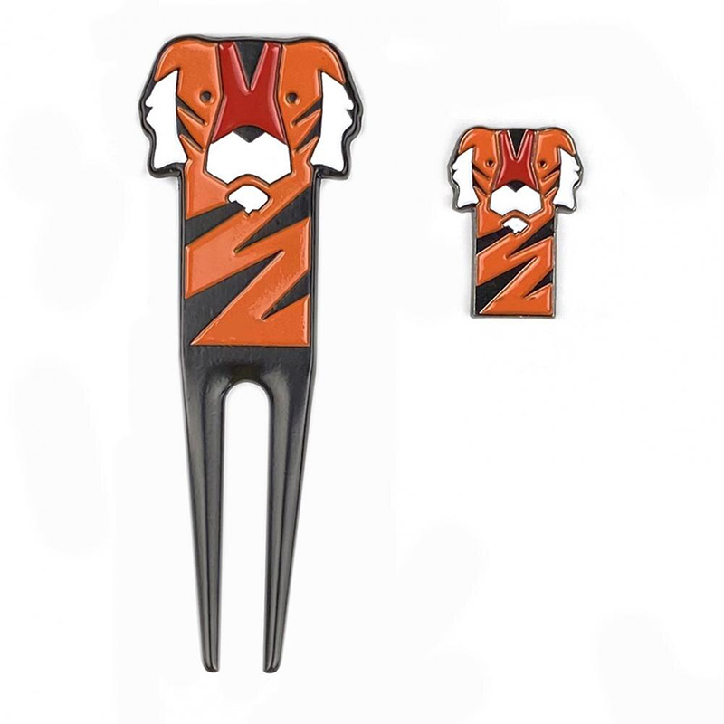 Cartoon Tiger Pattern Golf Ball Marker Zinc Alloy Golf Fork Pitch Repairer Divot Tool