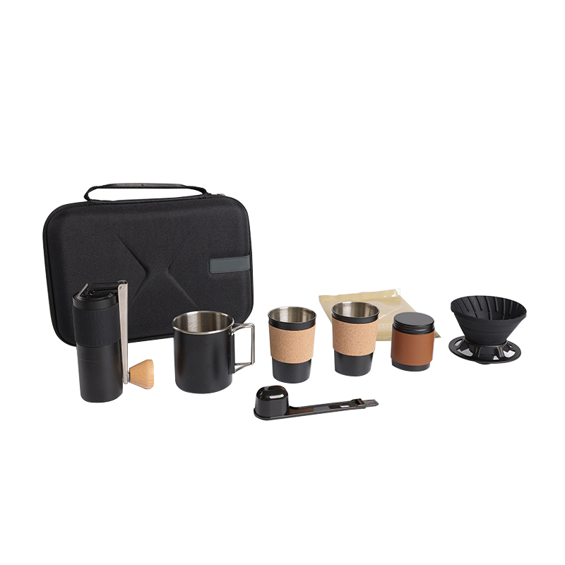 Bestseller 8 Pieces Coffee Accessories Travel Bag Outdoor Coffee Tools Manual Grinder Pot Kettle Pour Over Coffee Maker Set