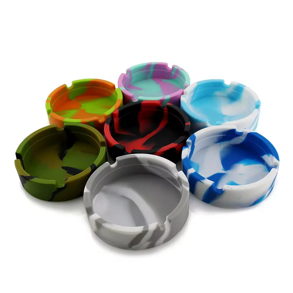 Wholesale Cheap Portable Pocket Silicone Ashtray Custom logo
