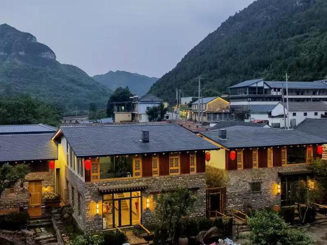 向阳镇天生桥民宿旅游发展项目