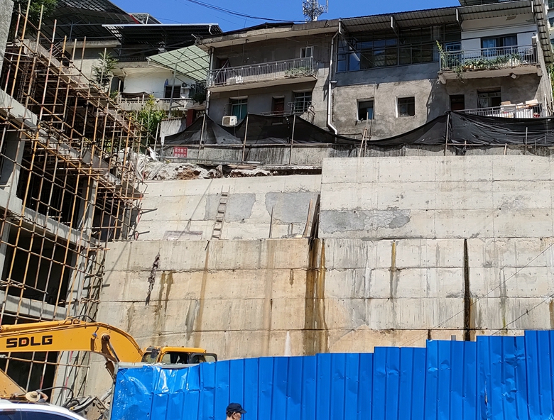 毛坝秦巴商业综合体项目