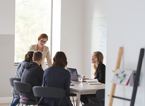 论坛承办与组织