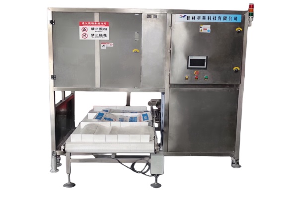 自動(dòng)上袋機(jī) XLTD600