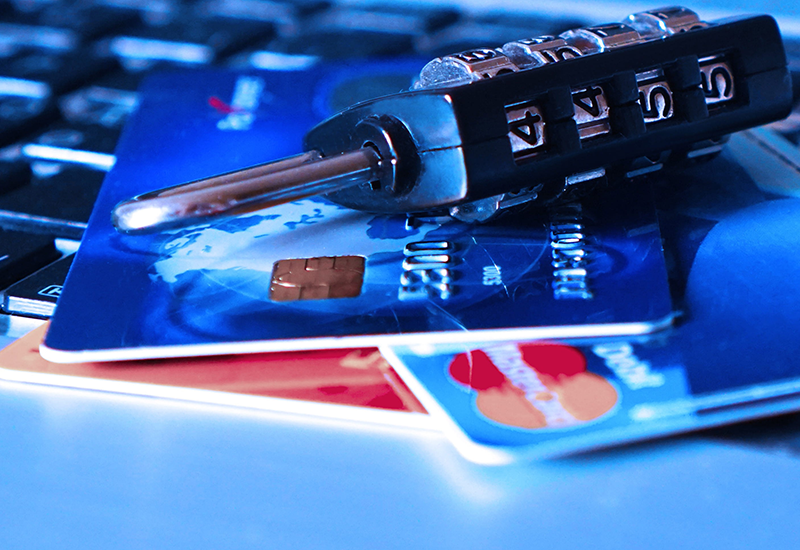 公司法律与金融证券业务部