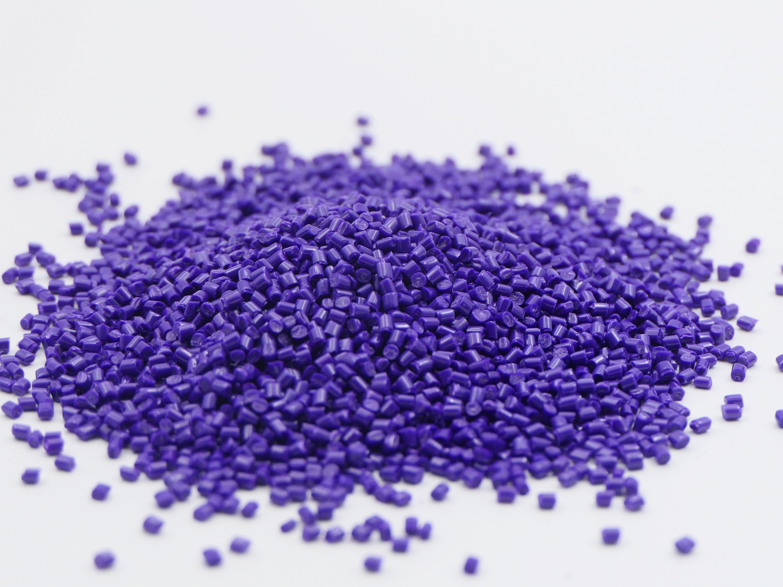 PBT/TPEEコンパウンド