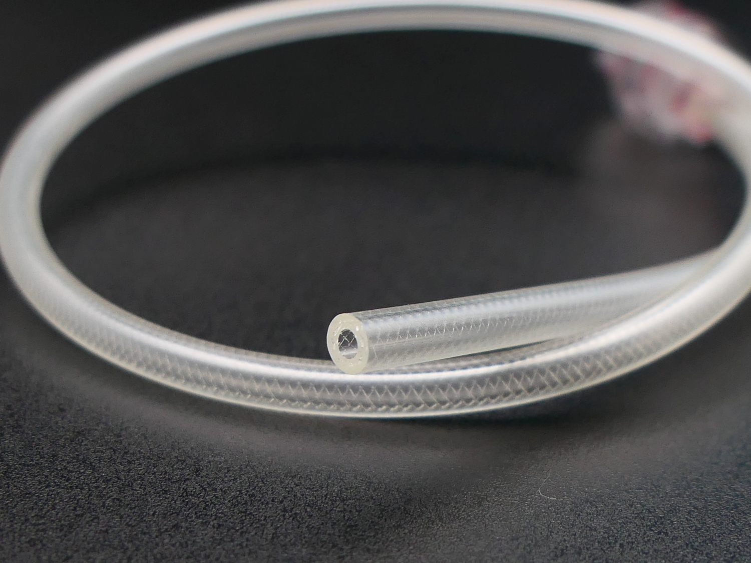 耐圧ブレードチューブ