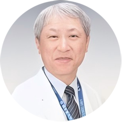天野 笃
顺天堂大学医学部附属医院 院长
日本顺天堂医院心血管外科特任教授
日本心血管手术领域的泰山北斗 曾为日本天皇进行冠脉搭桥手术
日本循环器学会专家-心脏血管外科专家
日本最佳医生医疗顾问委员会成员
美国胸外科医师学会(STS)国际会员
日本心血管外科学会评议员
日本心脏协会特别常任评议员
日本冠状病学会特别常任评议员
日本冠状动脉外科学会评议员
