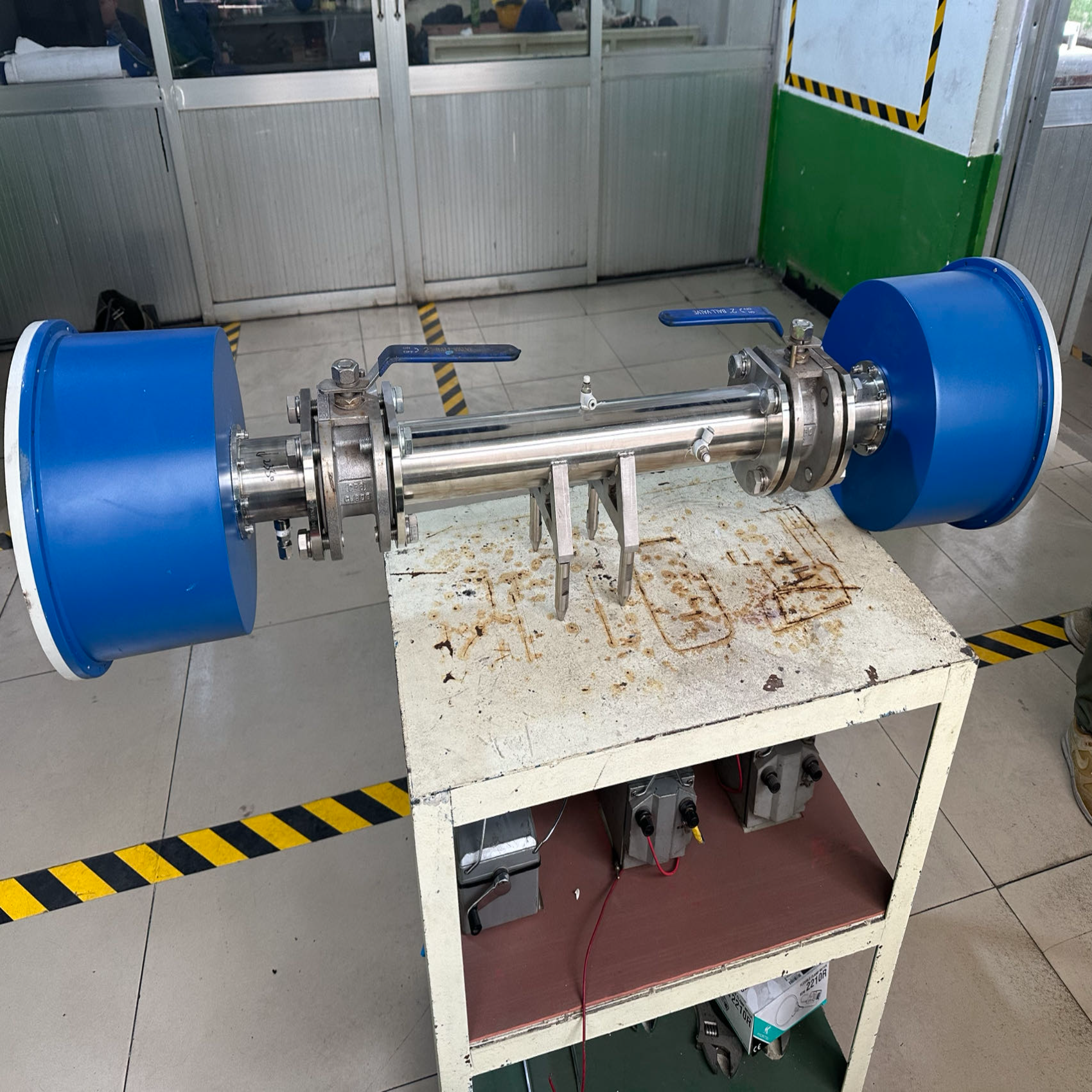 氯碱中微量水在线测量