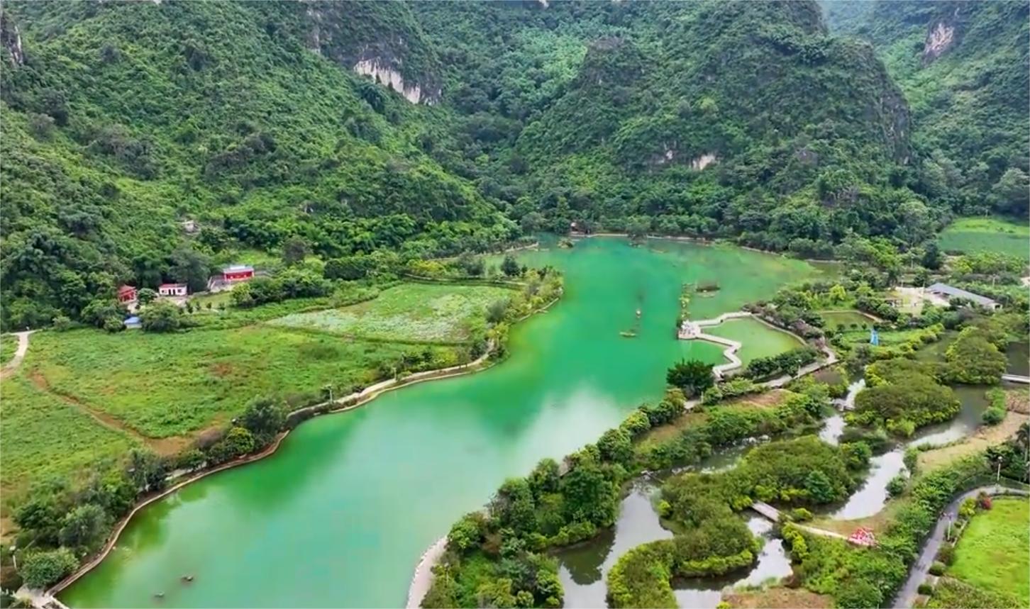 沿着高速去旅行——龙潭灵湖