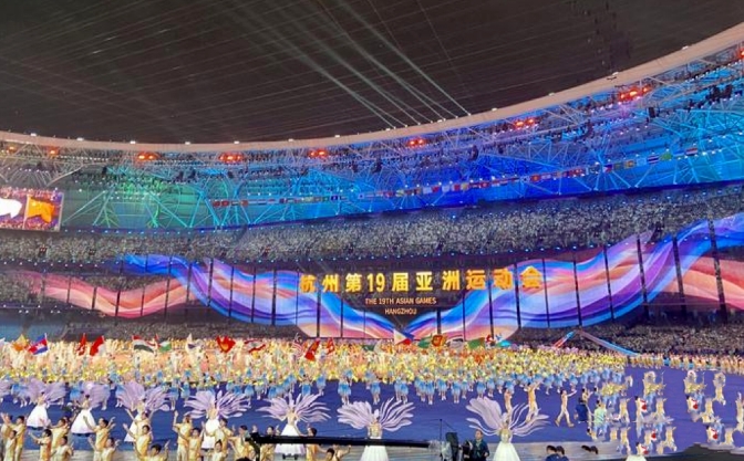 科技改变生活，亚运见证创新：阿贝棱镜望远镜亮相第19届杭州亚运会主席台