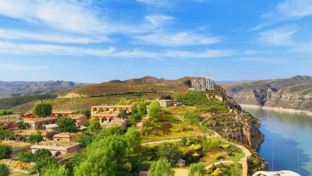 国庆八天乐!黄河峡谷藏着的小众宝藏城,准格尔旗推出“古潮碰撞”文旅盛宴