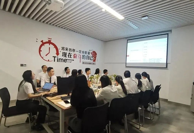 华邦幸福家园集团三季度培训工作圆满完成——以学促思 以践促行