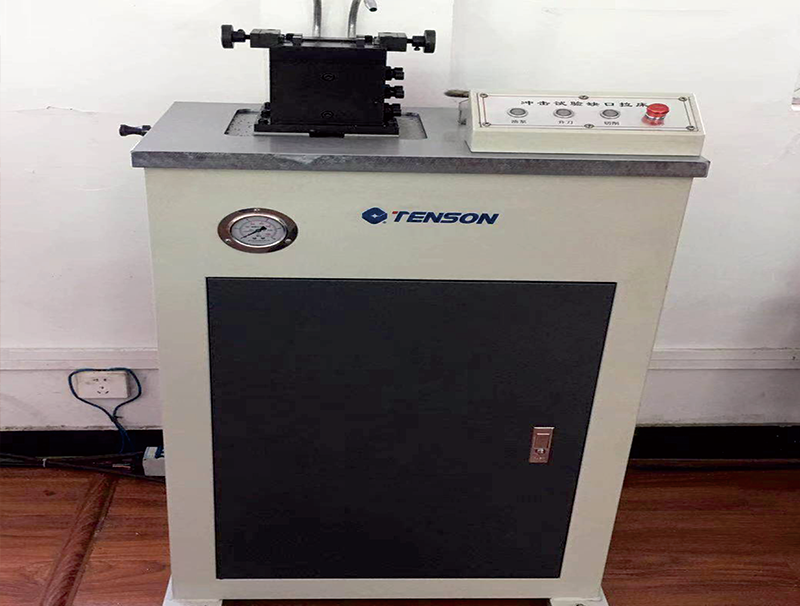 Impact specimen notched broaching machine