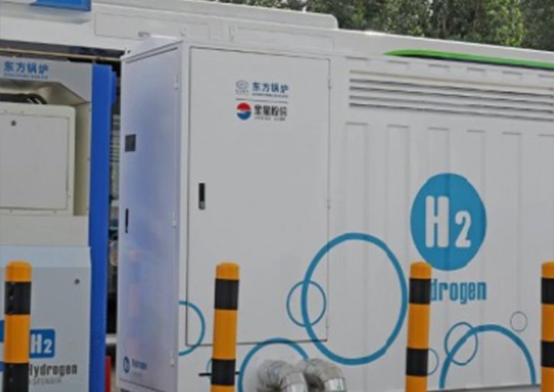 Xichang Yuecheng High Pressure Hydrogen Storage Tank S31603+Q345R (4+120), the first standardized fixed hydrogenation station in China