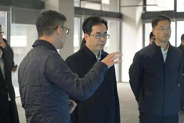 江北区区委书记-张国锋书记