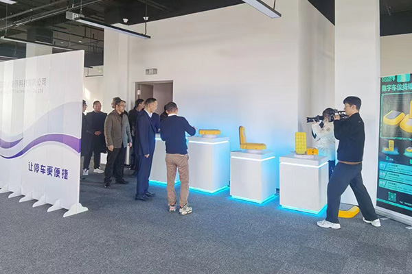 江北区区长许会祥