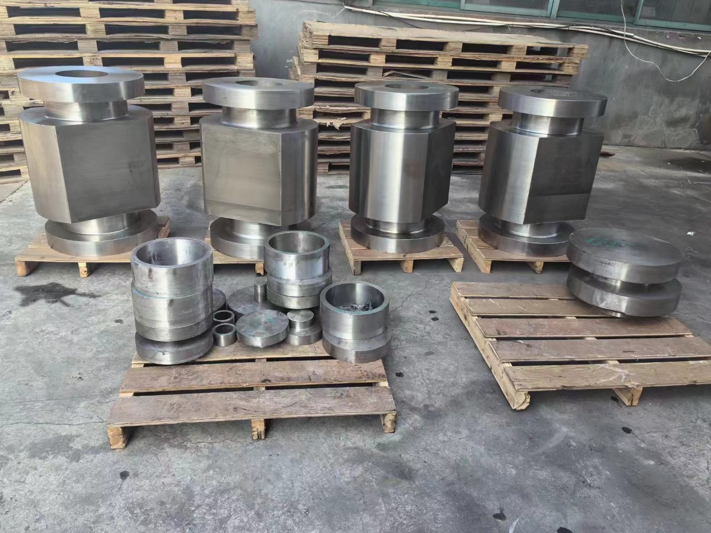 专业的锻造镍基、铁基高温、耐蚀合金产品和技术服务供应商