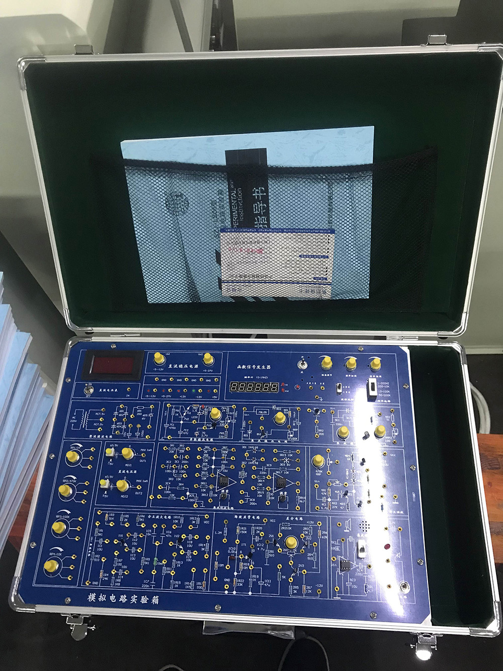 数字电路实验箱