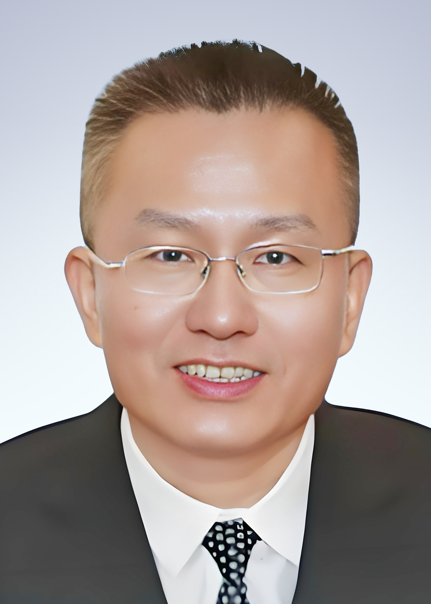 吴来发/副监事长
安徽合力股份有限公司合肥铸锻厂党委书记、厂长