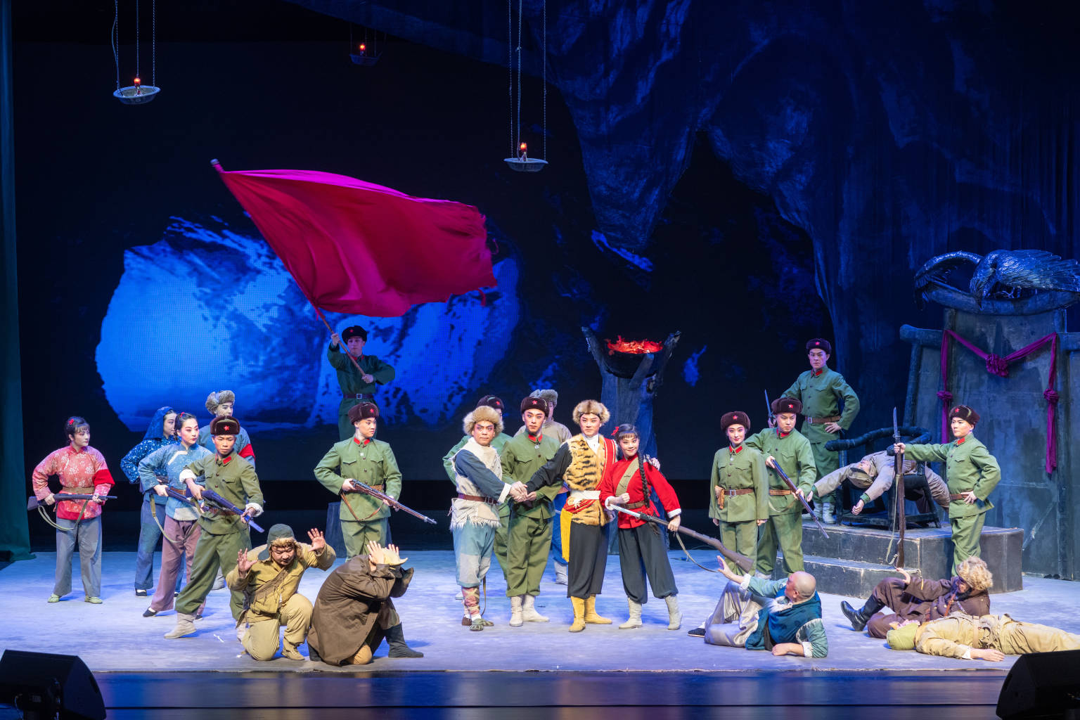 上海京剧院《智取威虎山》《四郎探母》即将登台唱响保利院线