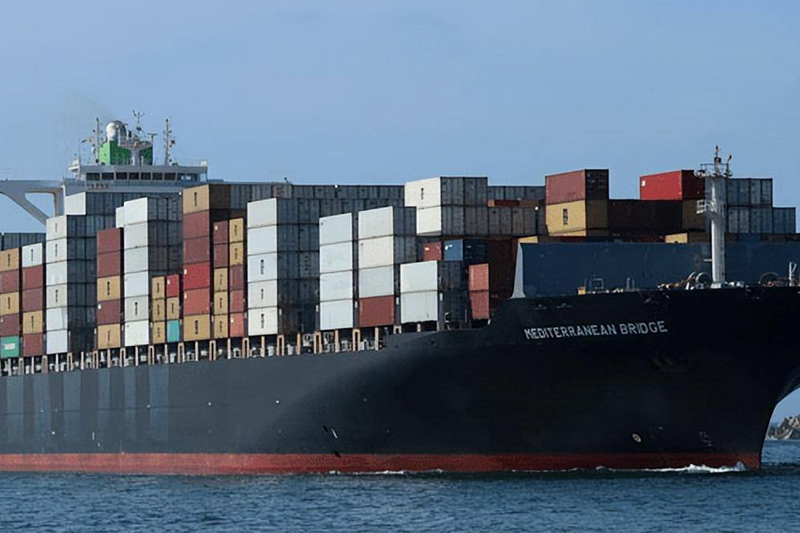 Container shipping service