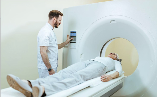 做增强CT扫描，使用高压注射器这一点不注意会危及患者生命！