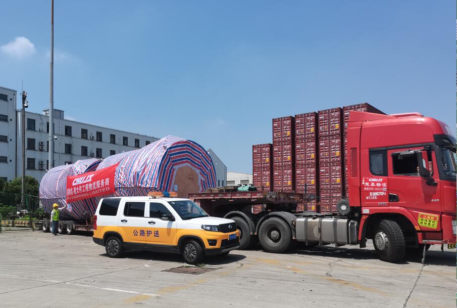 Transport von Kraftwerksausrüstung exportieren