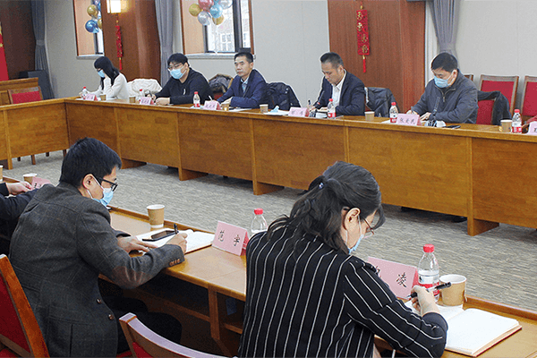 人文公司党总支书记、总经理郇伟拜会院图书馆党委书记、馆长王岚