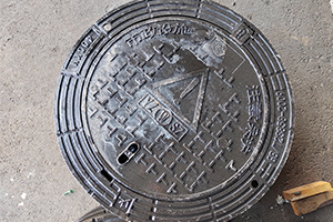 井盖承重框和密封垫的材质怎样选择比较常见呢