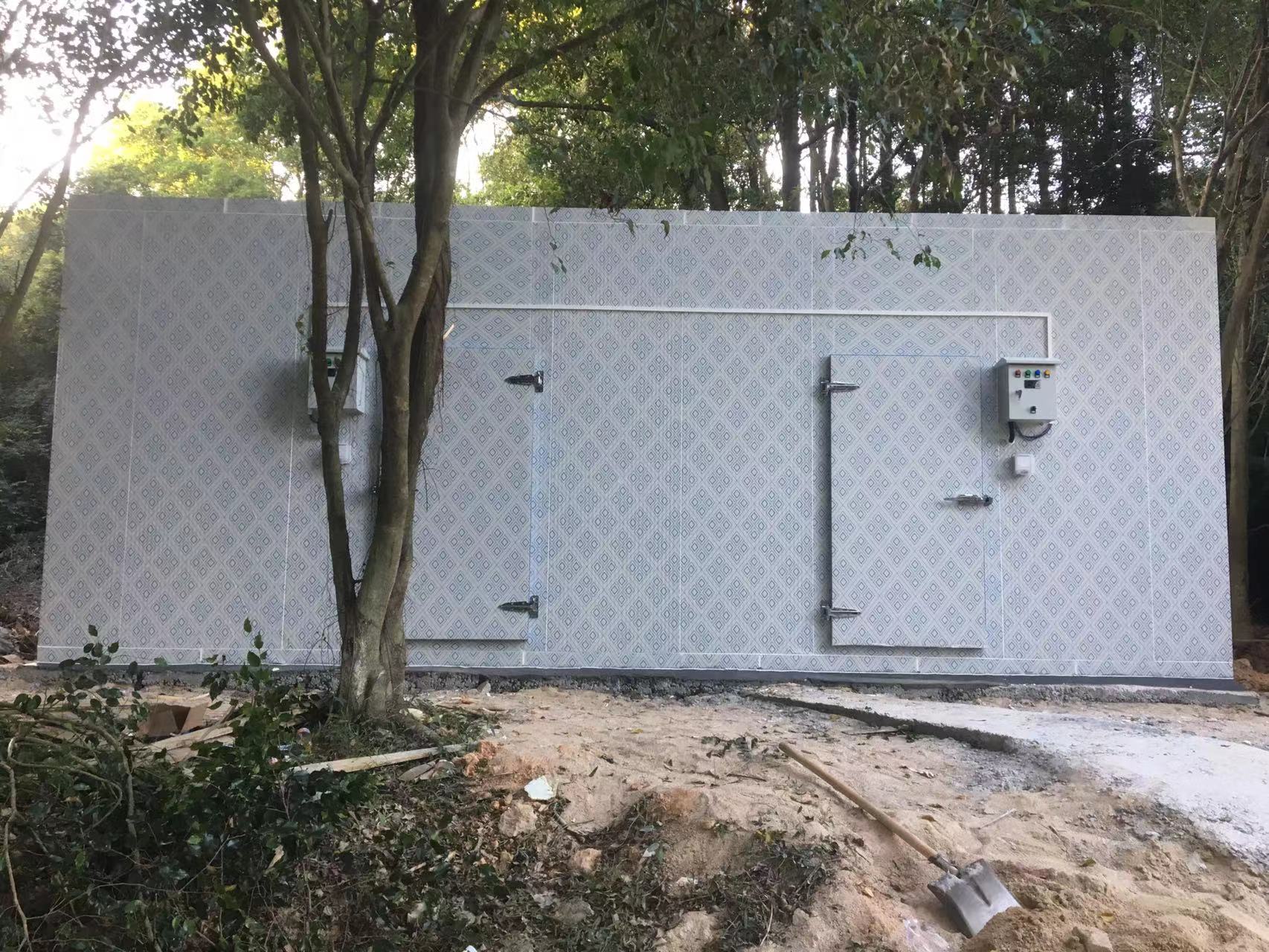 武汉蔡甸学校露天试验冷库建造施工完成