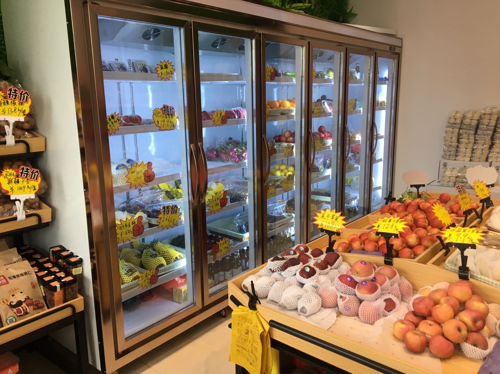 黄冈市后补式水果冷藏库安装案例