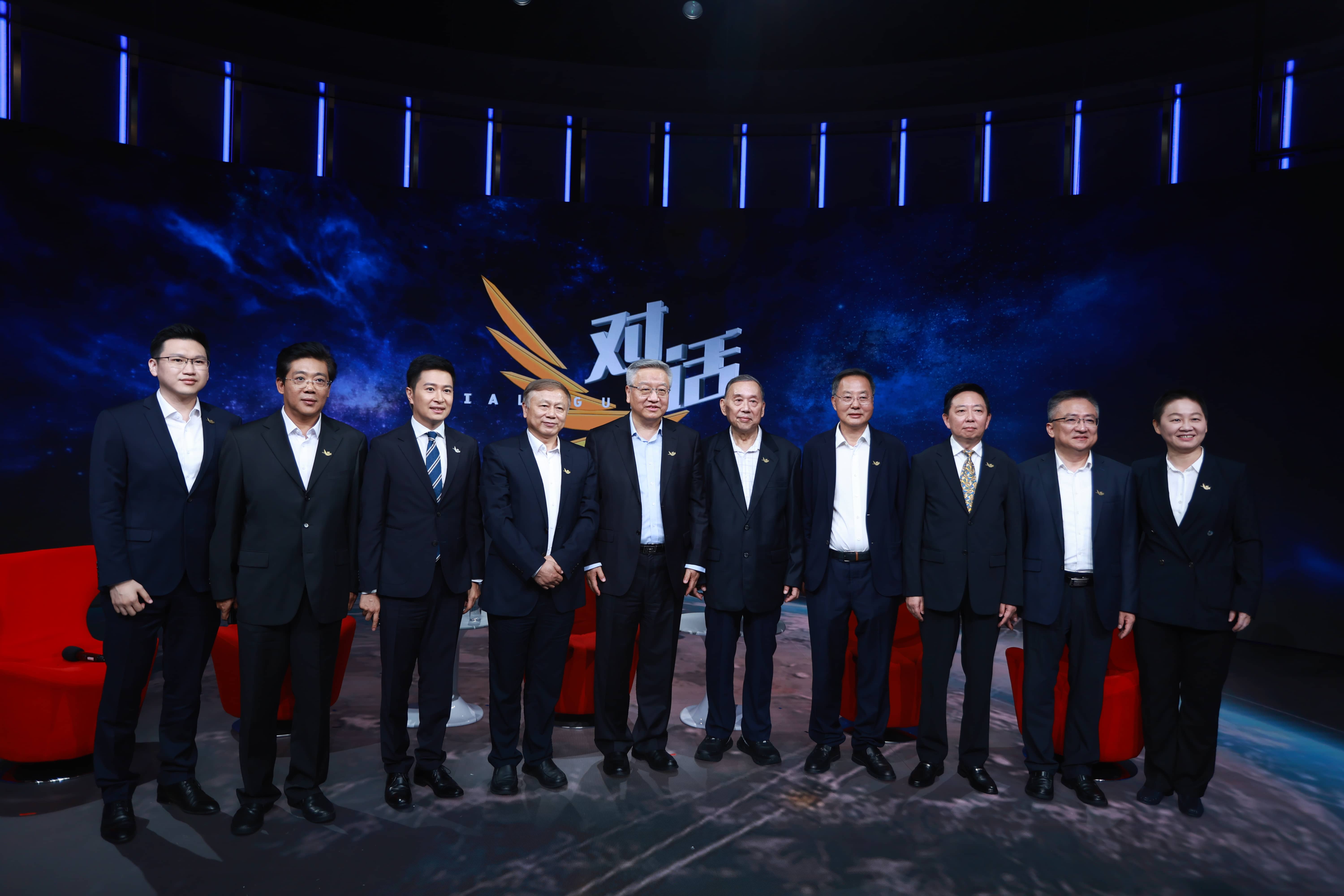 孙中亮做客《对话》:解码北斗五年民用化突围之路