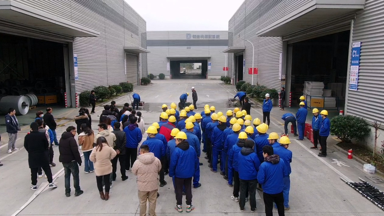 万维资讯 | 万维科技成功举行消防演练:强化安全意识,守护企业平安