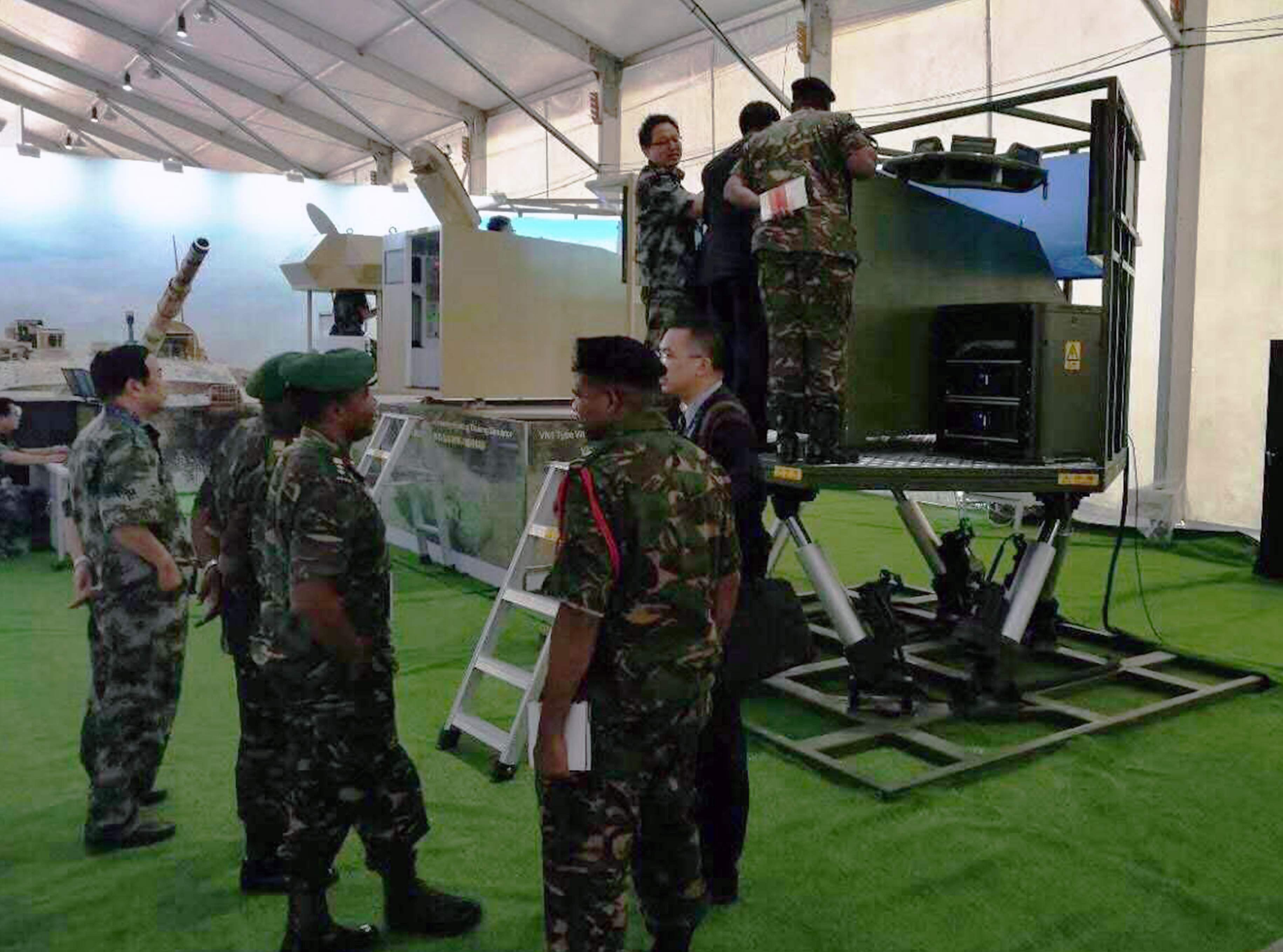 科技馆-99A坦克仿真驾驶舱