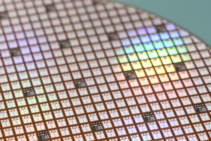 SiC 1200V MOSFET加固器件新结构研究