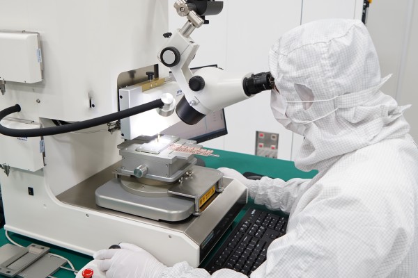 氧化镓功率器件无金工艺开发项目