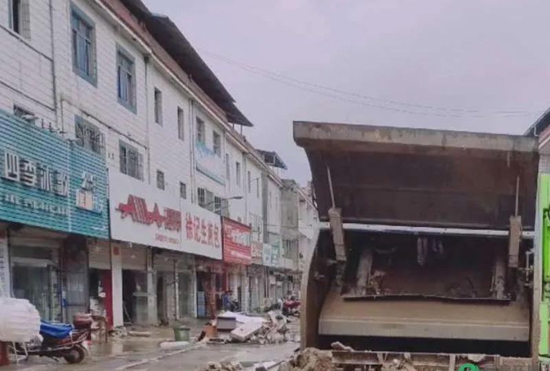 发挥环卫担当，辰酿环境冲锋在前！