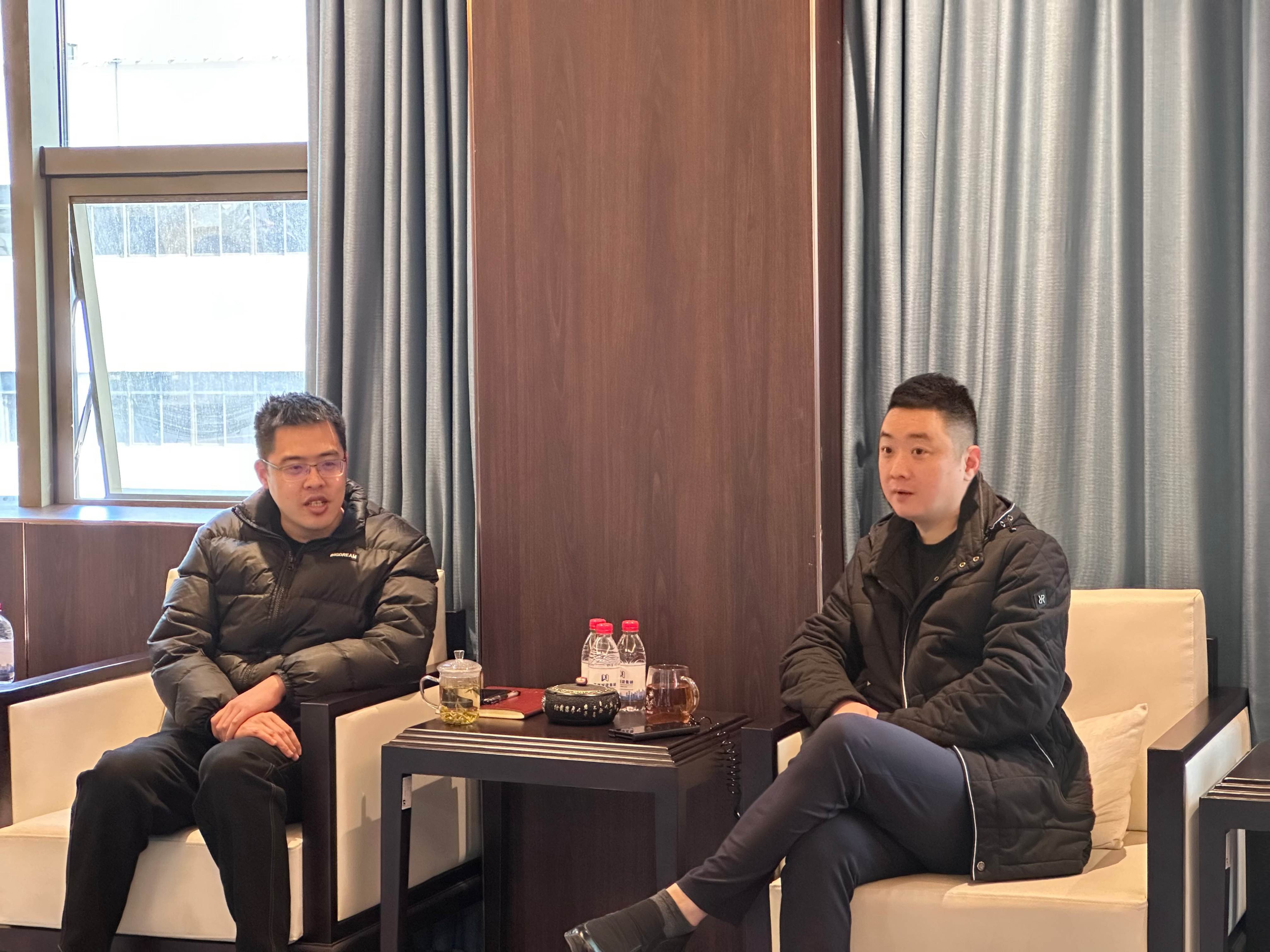 共青團(tuán)甌海區(qū)委書記戴群力等一行蒞臨我集團(tuán)調(diào)研走訪