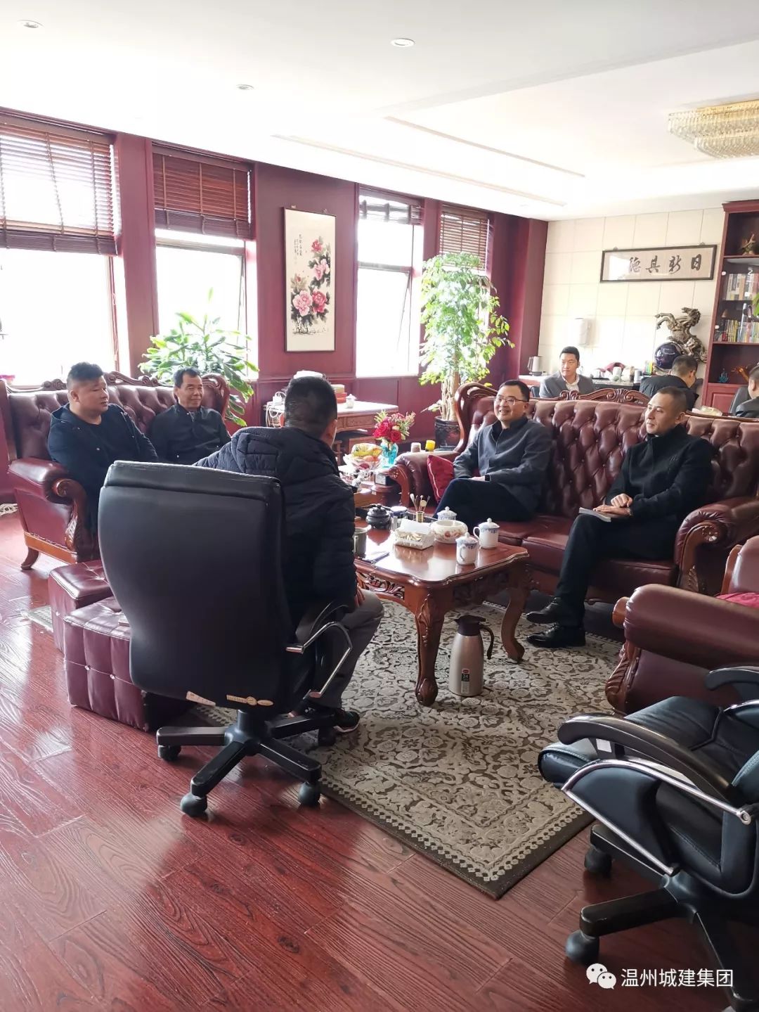 甌海區(qū)婁橋街道黨工委副書(shū)記、辦事處主任陳敏一行蒞臨我集團(tuán)進(jìn)行走訪(fǎng)