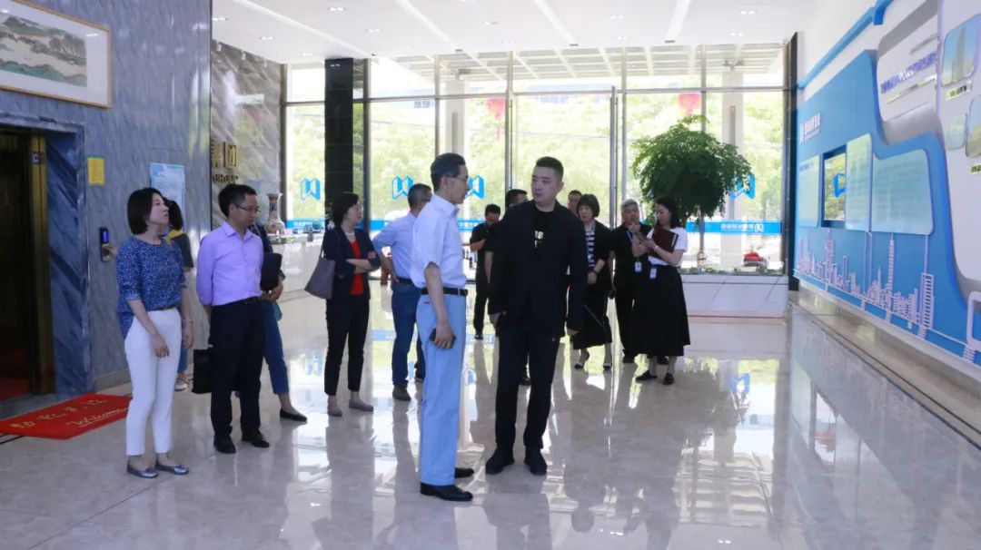 省工商聯(lián)副主席張必來一行蒞臨我集團(tuán)調(diào)研