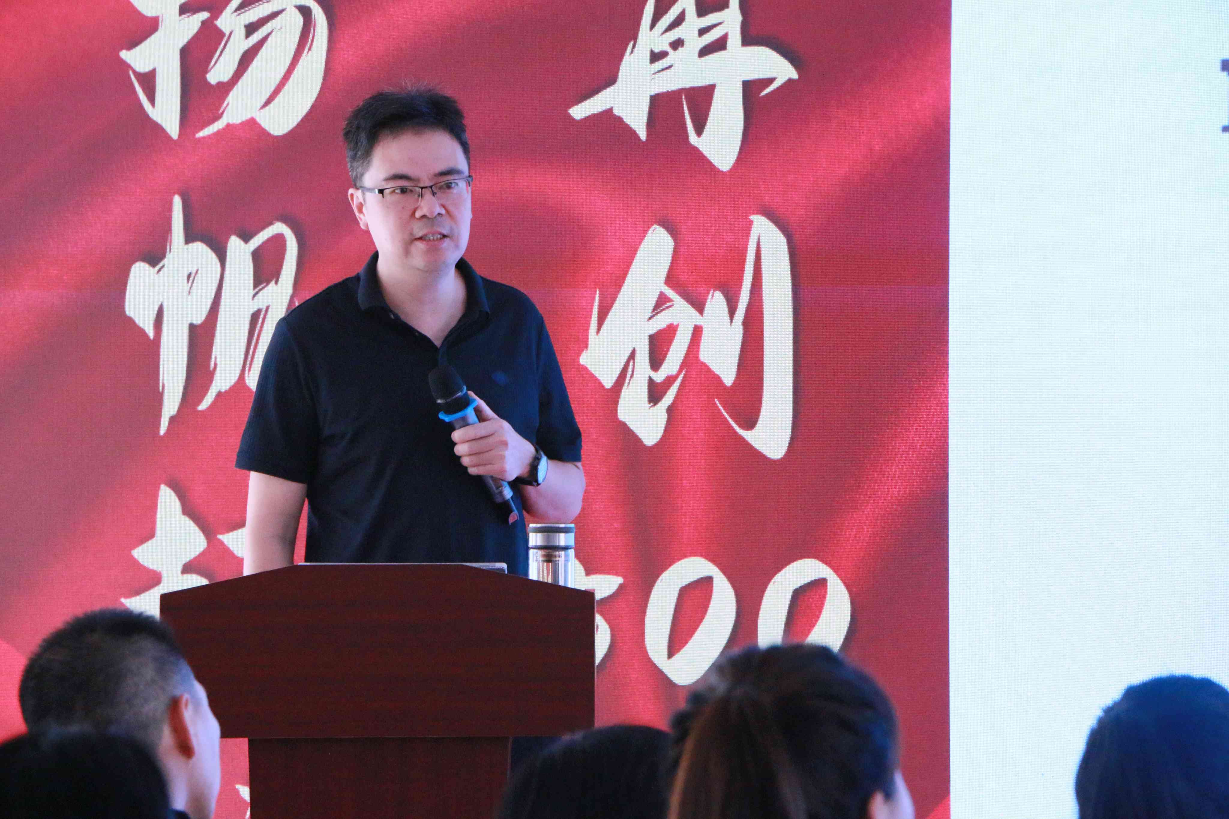 集團(tuán)舉辦2023年第六期溫州城建大講堂——道德、法治與自由