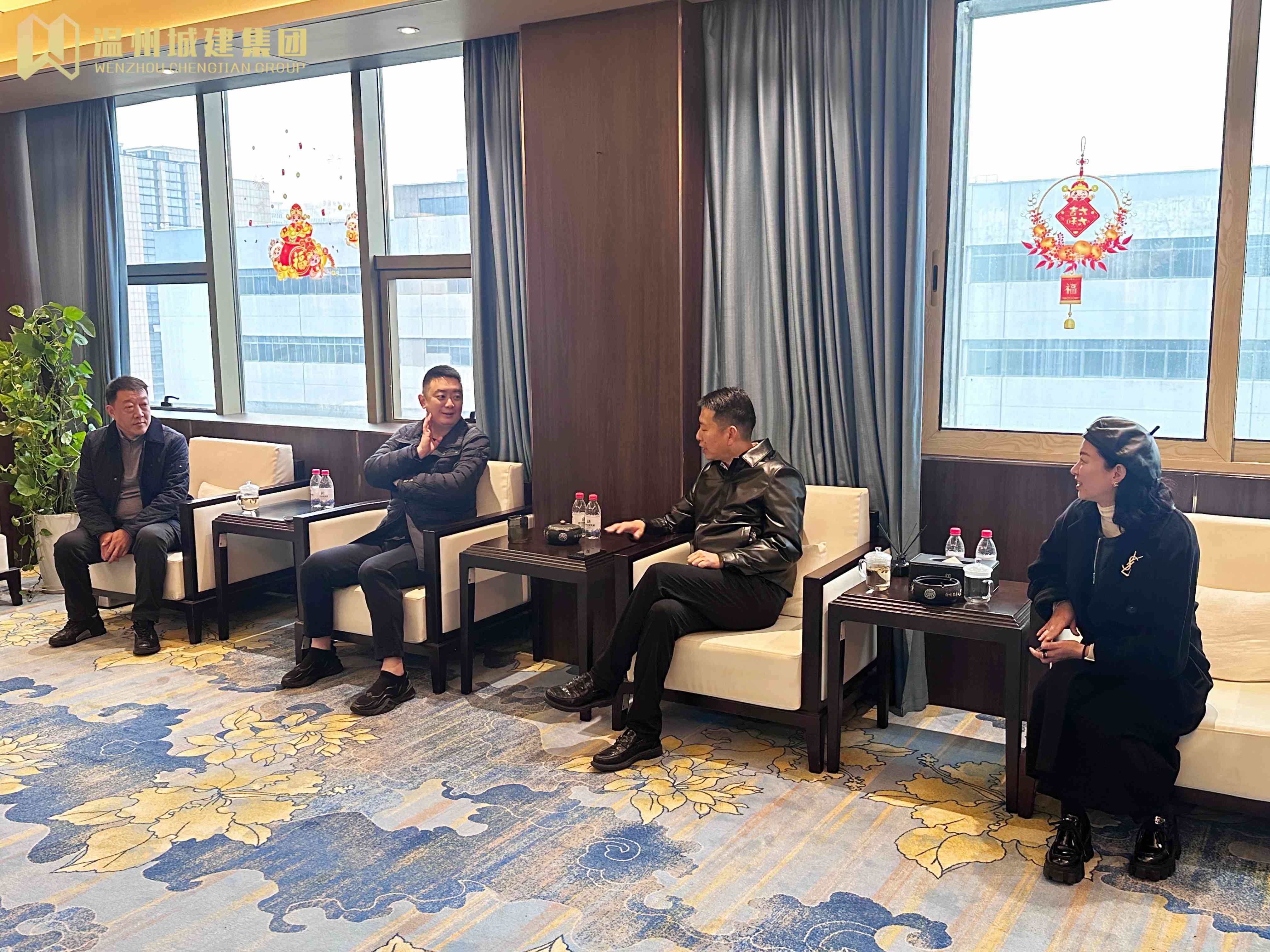 潘橋街道黨工委書記王偉一行蒞臨集團開展企業(yè)新春走訪慰問