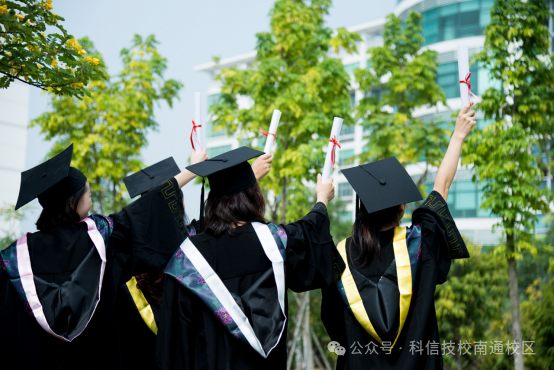摆脱内卷——大学生“回炉”烹饪成就业新选择