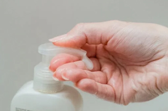 突出OMO线上线下融 合、社区网格等创新点？