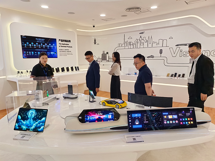 中国中小商业企业协会一行走访固安高新区 共探发展新机遇