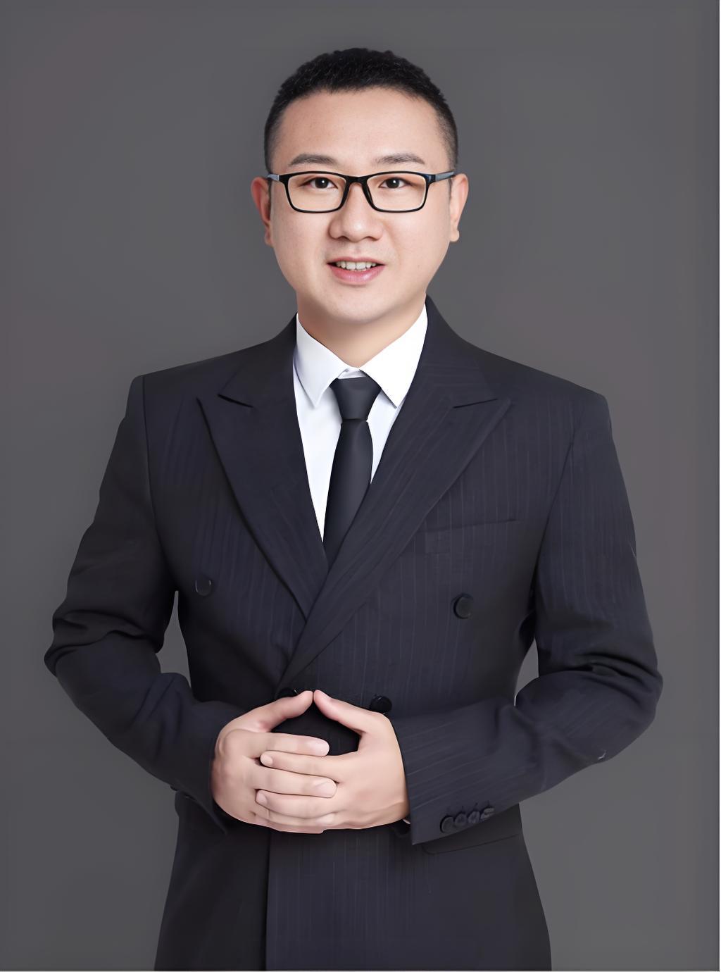 &nbsp;
&nbsp;
中慧和合企业培训张老师
公司金融与数据资产研究专家中国人民大学博士现任：财经大学商学院 副教授、博士生导师现任：财经大学商学院金融与财务管理系 主任曾任：《经济研究》《金融研究》等期刊的匿名审稿人清华五道口全球家族企业研究中心兼职研究员教育部学位论文评审专家